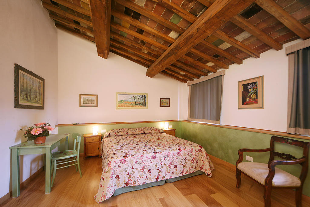 Casacenti B&B Siena Buitenkant foto